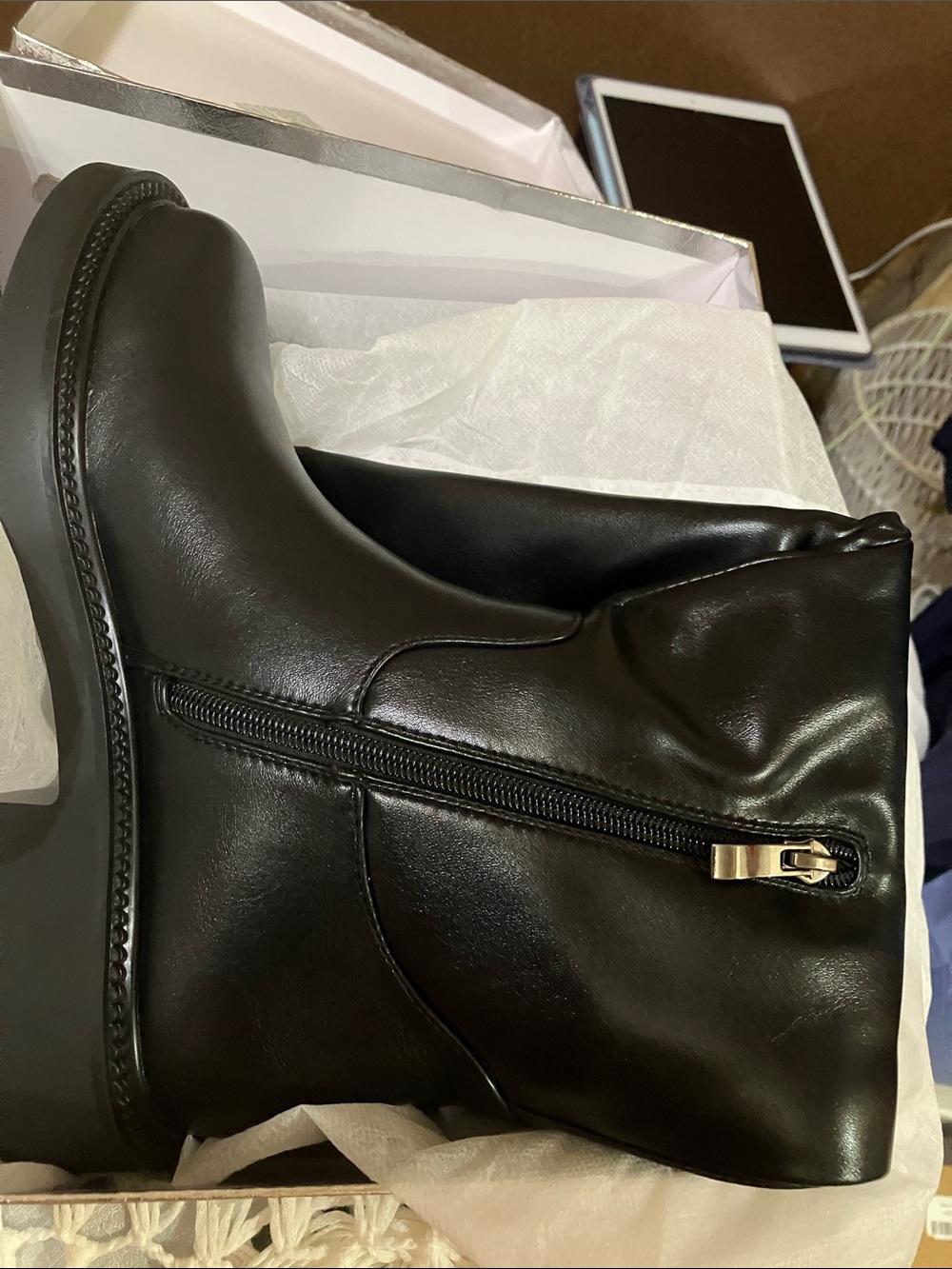 Women's Black Mid-Calf Heeled Boots - Picture 14 of 14